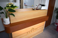 受付カウンター