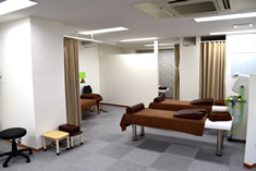 落ち着いた施術スペース
